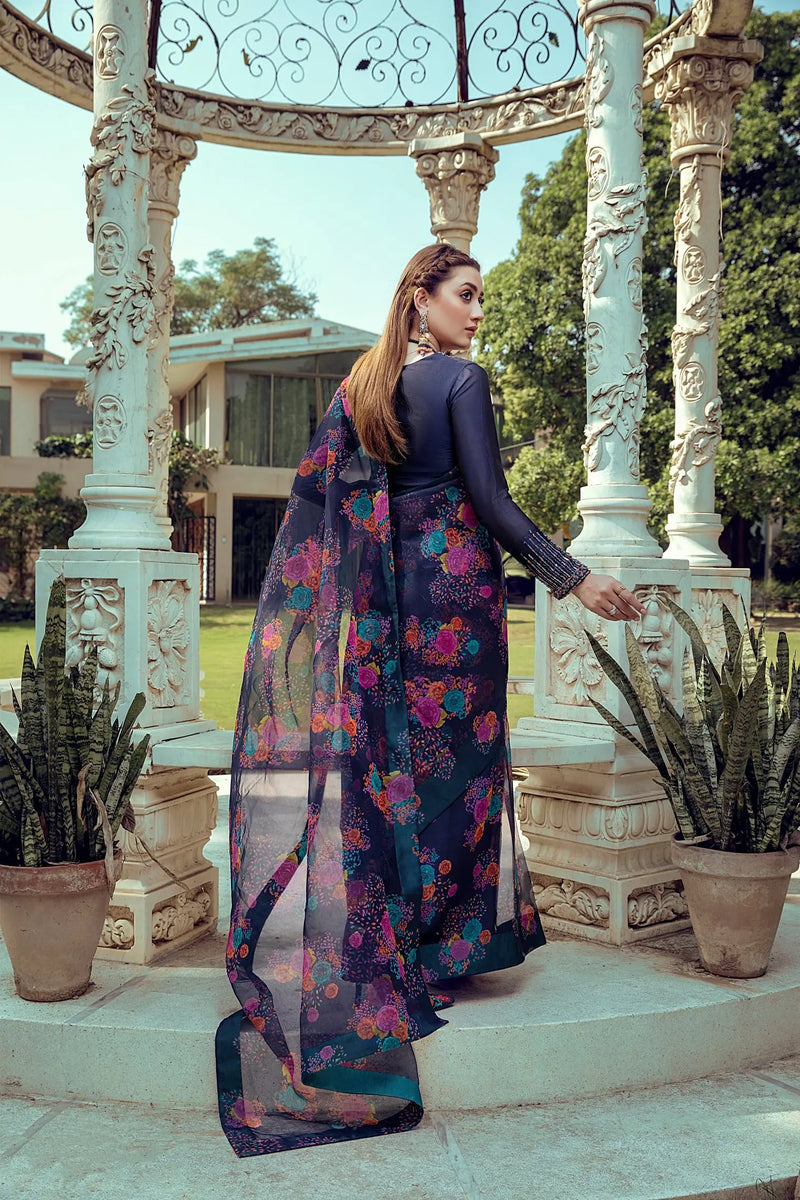 Blue Geranium - Maan Mehran