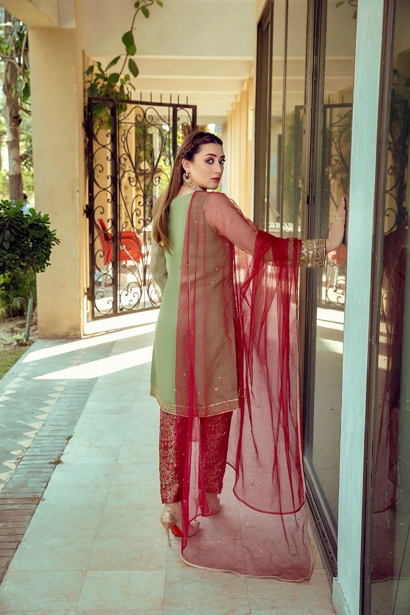 Carneliun Garden - Maan Mehran