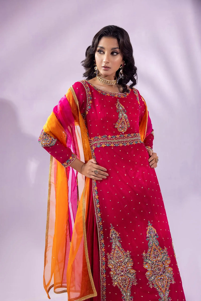 Fuchsia Garde- Luxury Embroidery Kurta Set - Maan Mehran