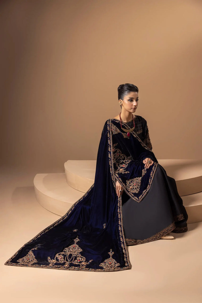 The Majestic Blue Shawl - Maan Mehran