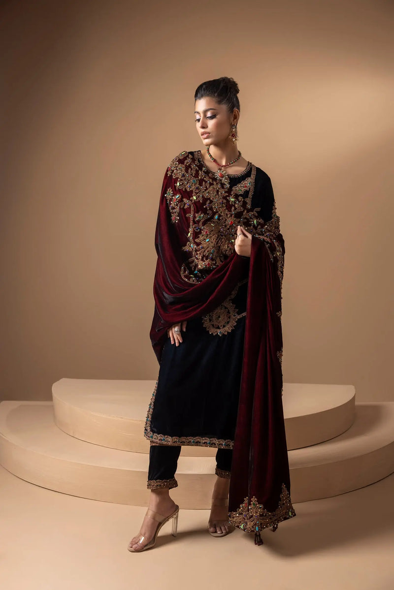 The Sparkling Helen Shawl - Maan Mehran