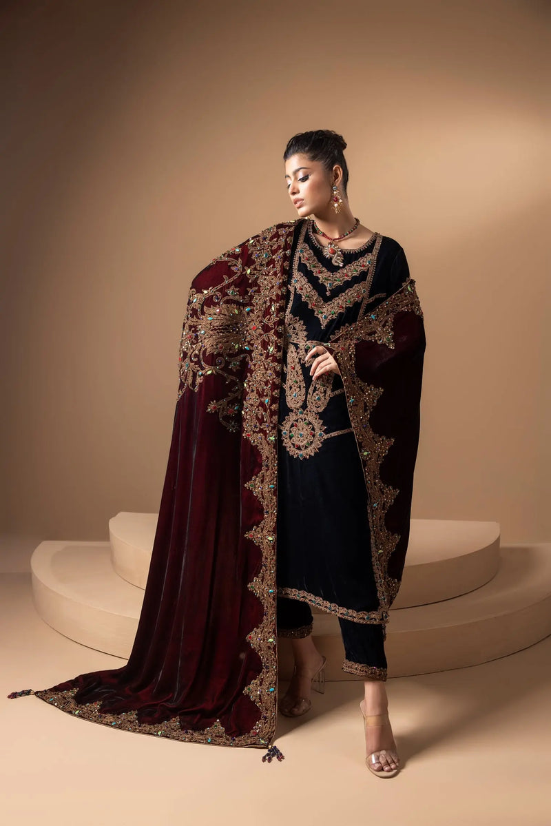 The Sparkling Helen Shawl - Maan Mehran